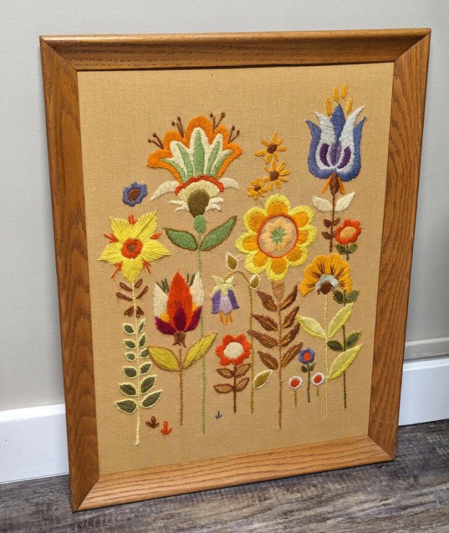 Unusual Finds In Thrift Shops (19 pics)