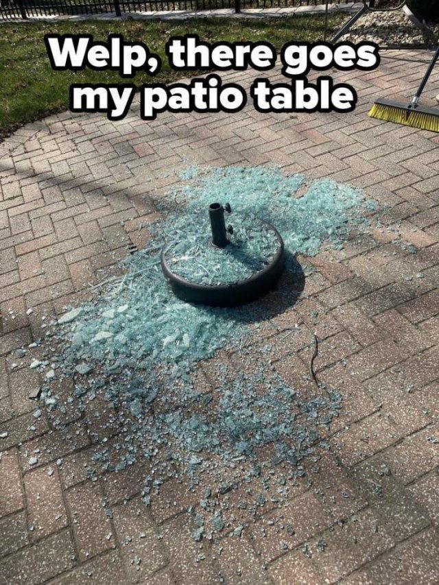 Bad Days Happen (23 pics)
