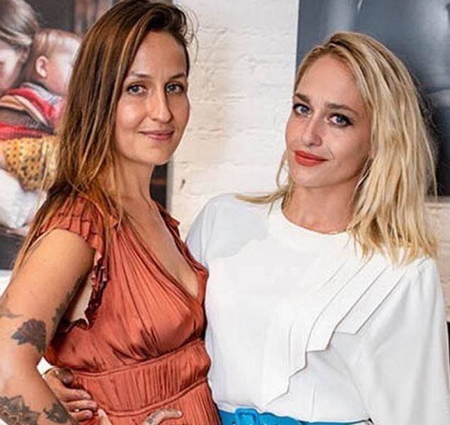 Celebrities With Their Siblings (20 pics) Celebrities With Their Siblings (20 pics)