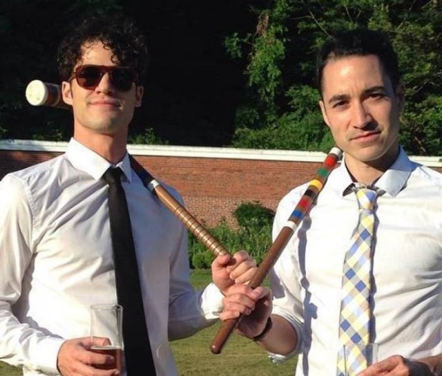 Celebrities With Their Siblings (20 pics) Celebrities With Their Siblings (20 pics)