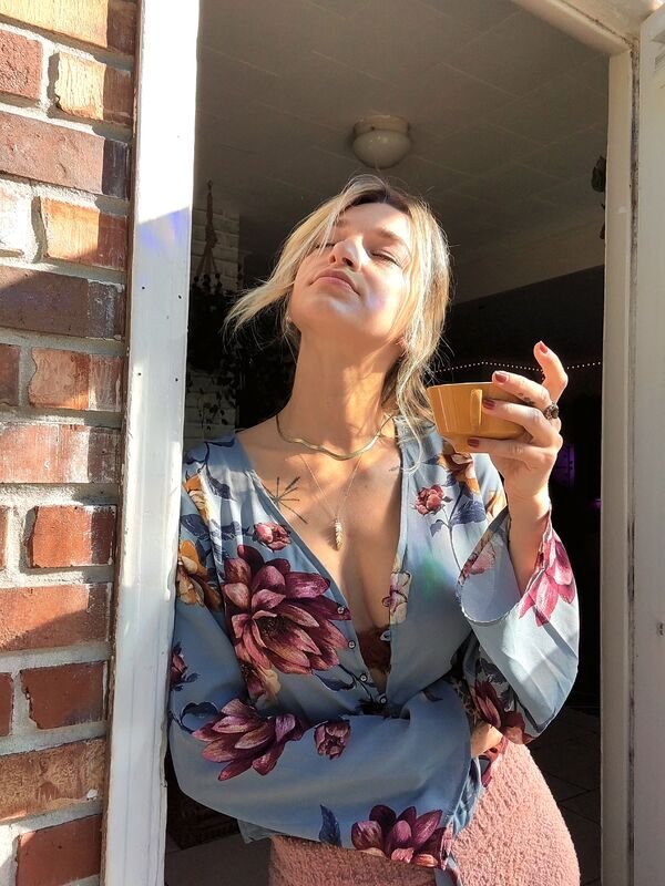 Girls And Coffee (26 pics)