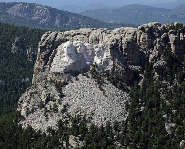 Fascinating Photos From Around The World (21 pics)