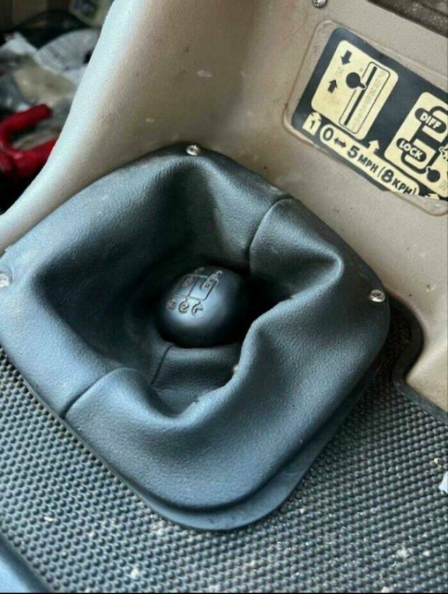 What Auto Mechanics Find (24 pics)