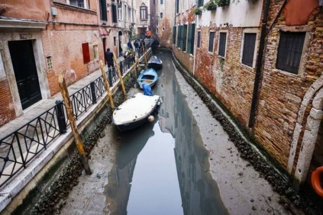 Fascinating Photos From Around The World (21 pics)