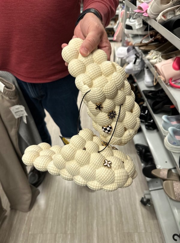 Weird Finds (23 pics)
