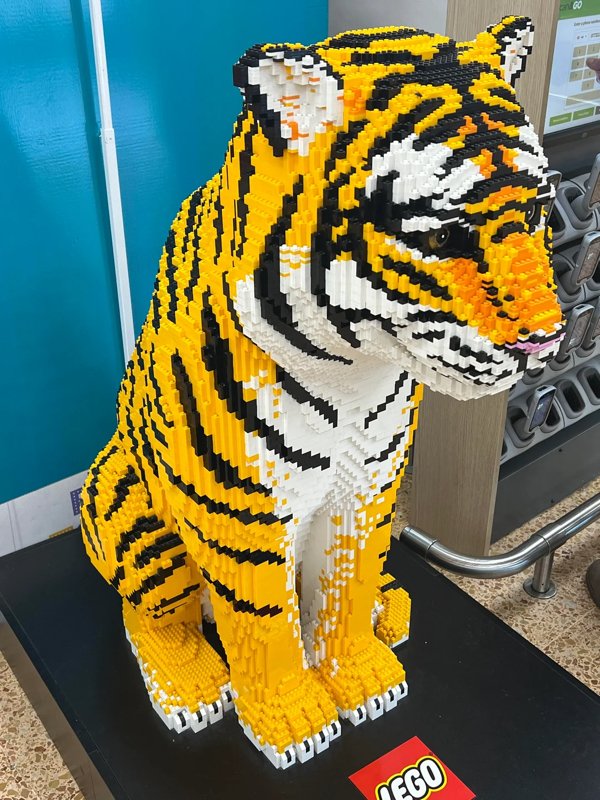 Amazing ''LEGO'' Constructions (24 pics)