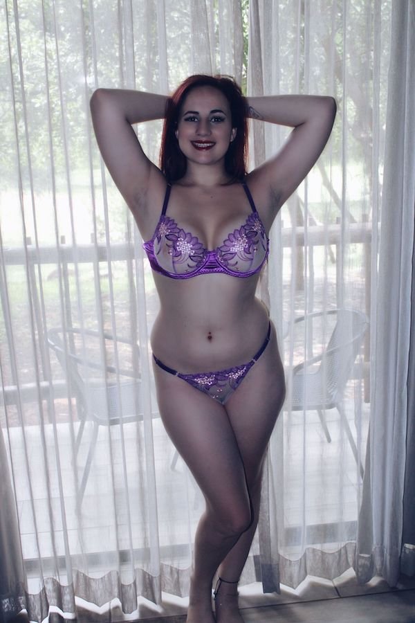 Cute Girls (28 pics)