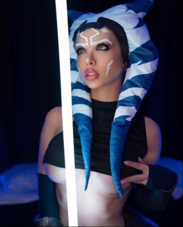 Cosplay Girls (22 pics)