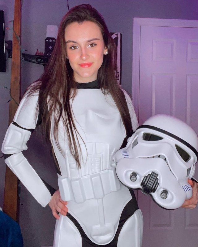Cosplay Girls (22 pics)