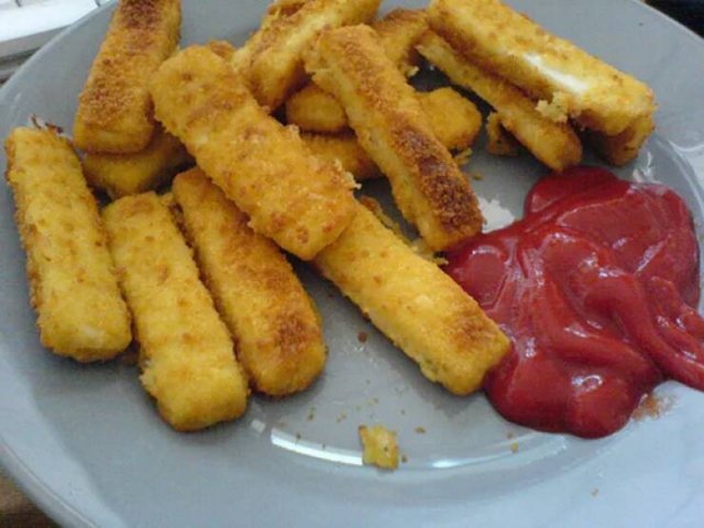 People Share Their Favorite Childhood Foods (25 pics)