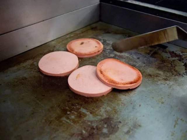 People Share Their Favorite Childhood Foods (25 pics)