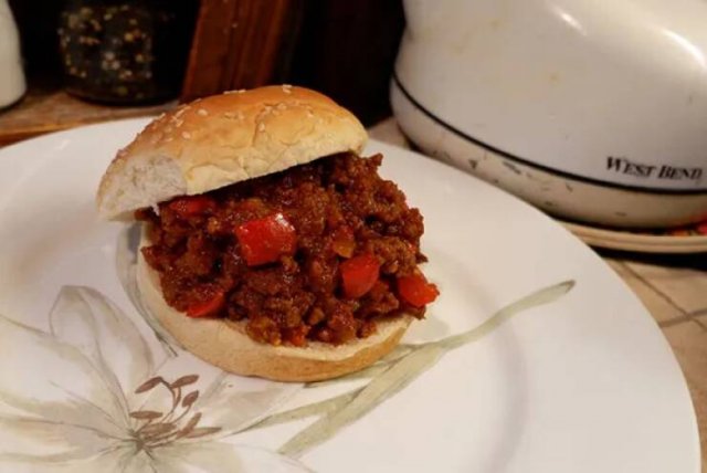 People Share Their Favorite Childhood Foods (25 pics)