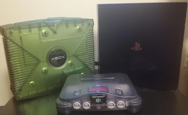 Nostalgic Game Consoles (28 pics)