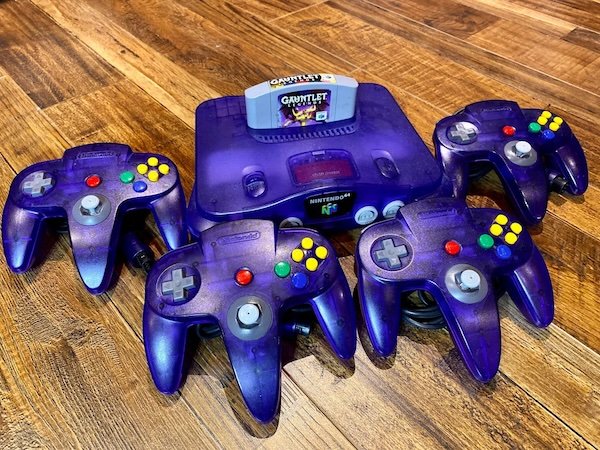 Nostalgic Game Consoles (28 pics)