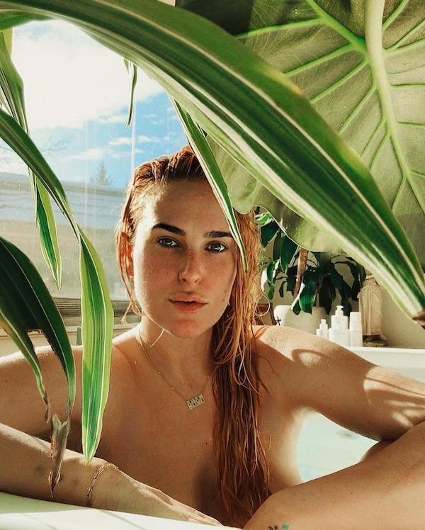 Famous Women Without Makeup (19 pics) Famous Women Without Makeup (19 pics)