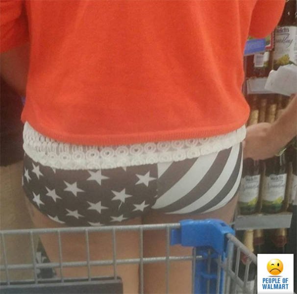 Strange People In Stores (47 pics)