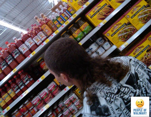 Strange People In Stores (47 pics)