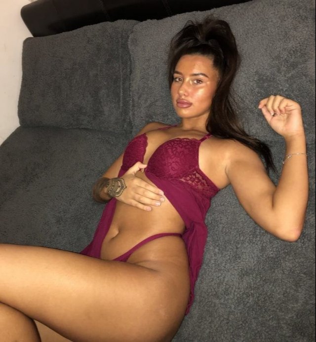 Tattooed Girls (31 pics)