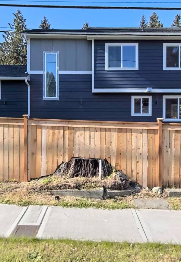 Odd Repair (24 pics)