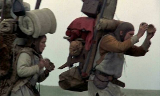Unexpected Movie Details (24 pics)