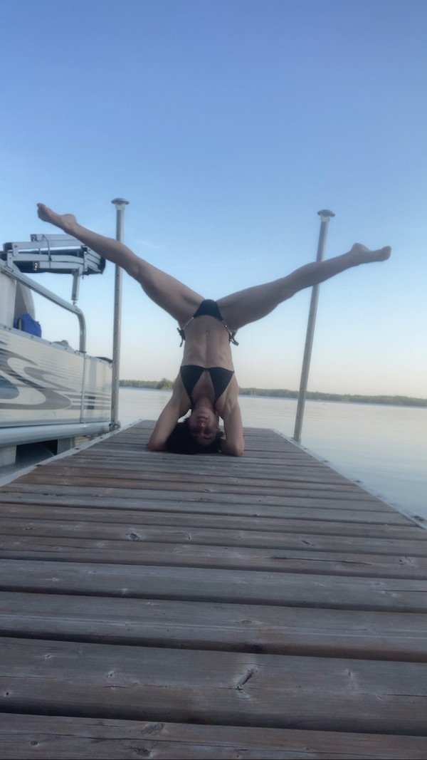 Flexible Girls (27 pics)