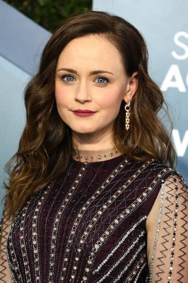 Celebrities Of The 2000's Then And Now (66 pics) Celebrities Of The 2000's Then And Now (66 pics)