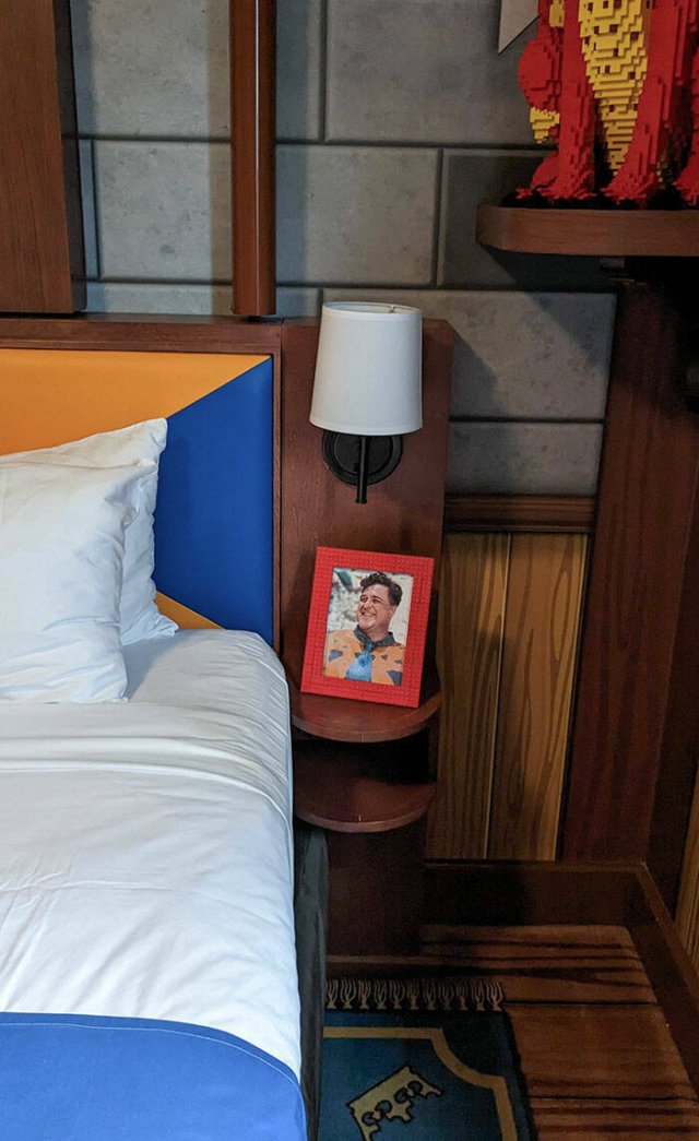 Interesting Finds In Hotels (25 pics)