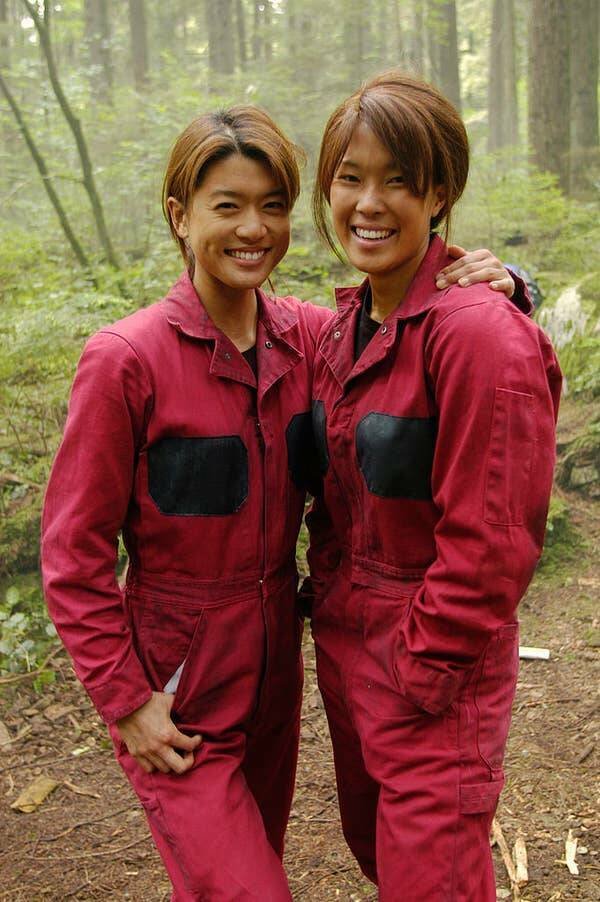 Actors With Their Stunt Doubles (21 pics)