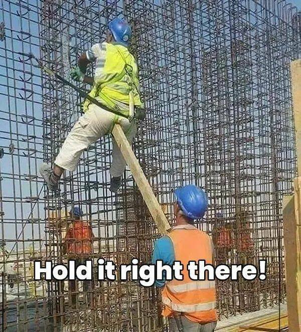 Jokes For Builders (15 pics)