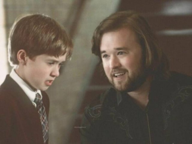 Celebrities And Their Younger Selves (32 pics) Celebrities And Their Younger Selves (32 pics)