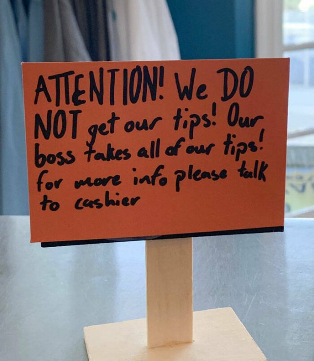 Toxic Workplaces (24 pics)