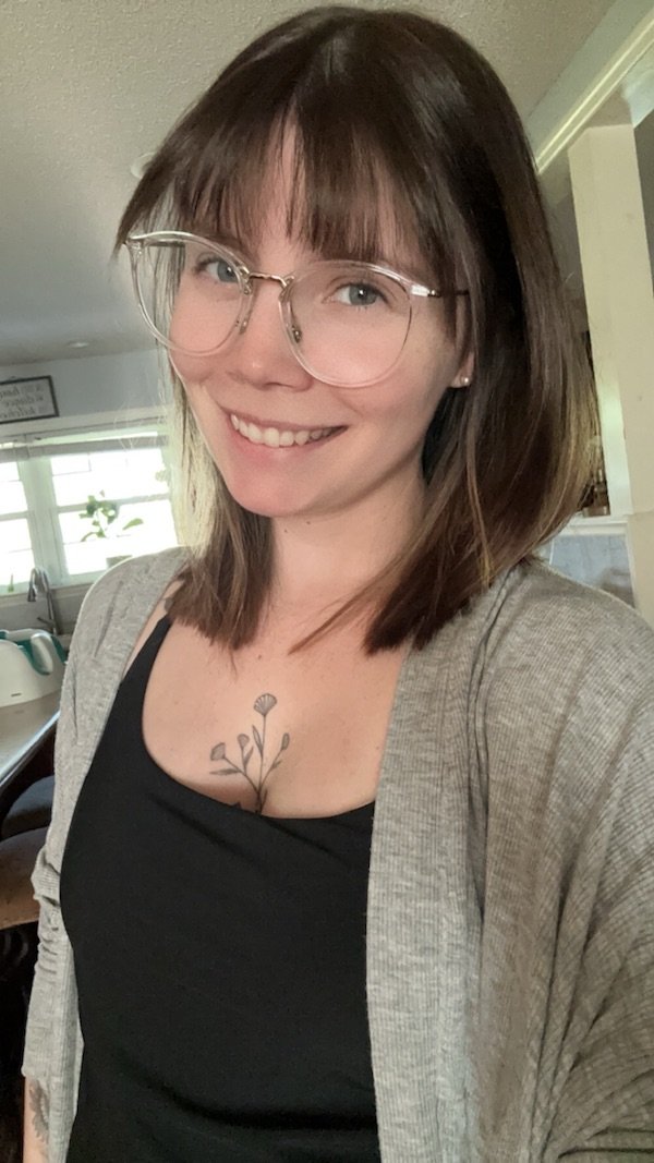Girls In Glasses (28 pics)