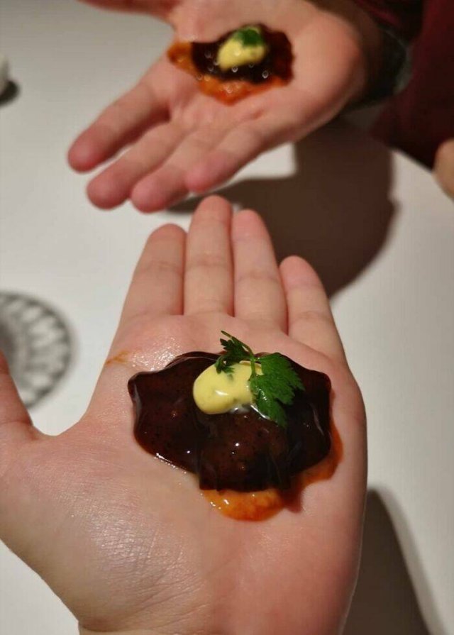 Weird Food Serving (48 pics)