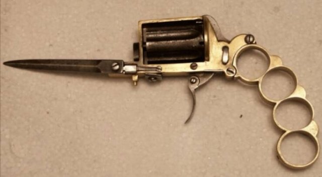 Unusual Weapons (26 pics)