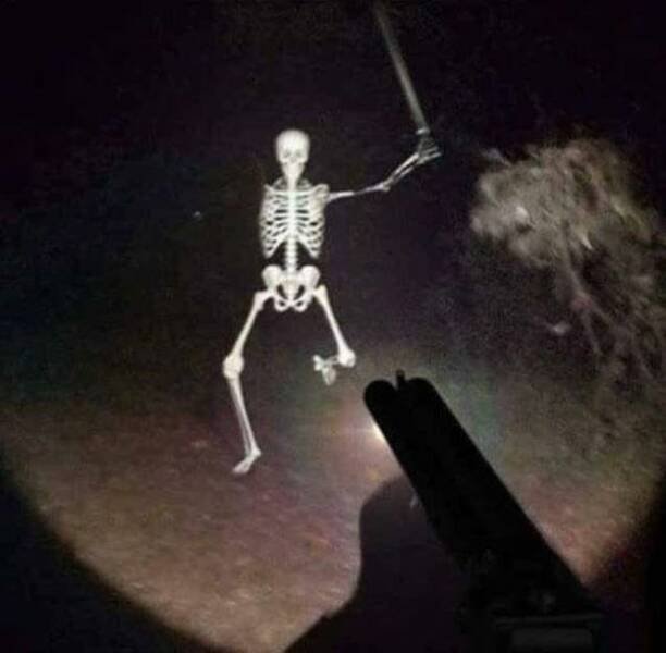 Creepy Photos (23 pics)