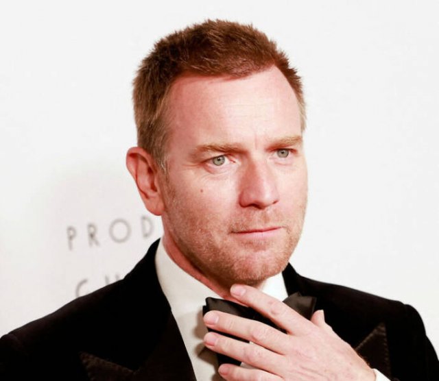 The Most Beautiful Famous People Over 40 (20 pics)