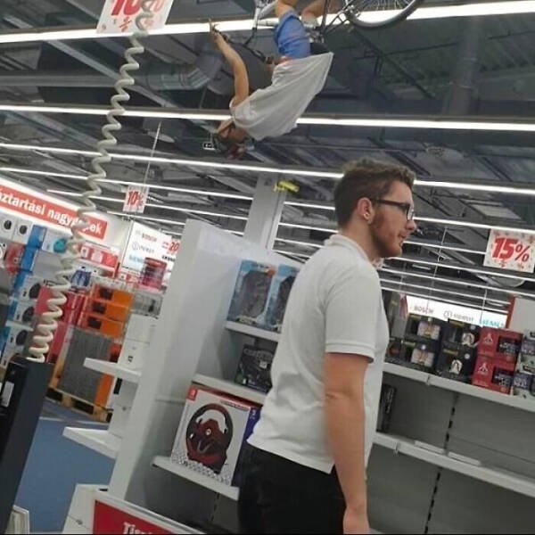 Annoying Finds And Situations (29 pics)