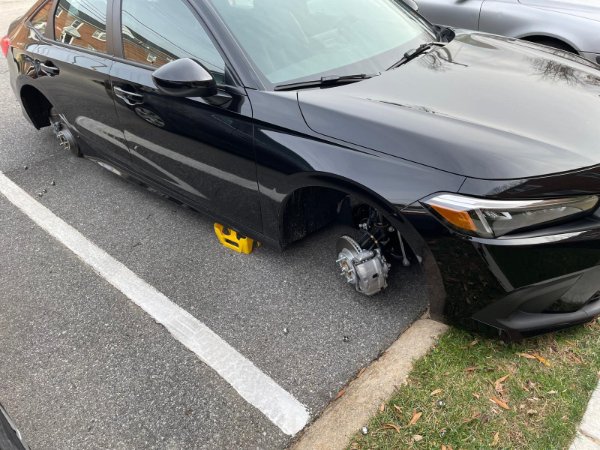 Bad Days Happen (16 pics)