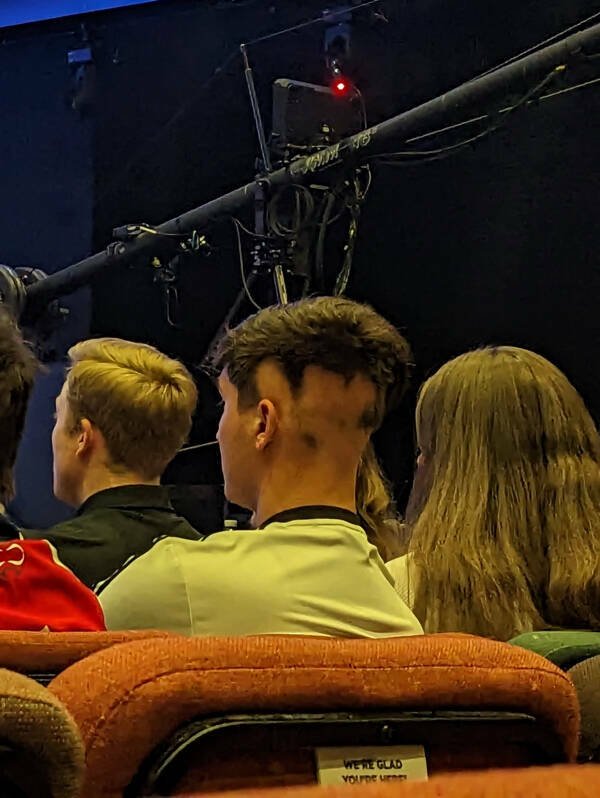 Awful Haircuts (25 pics)
