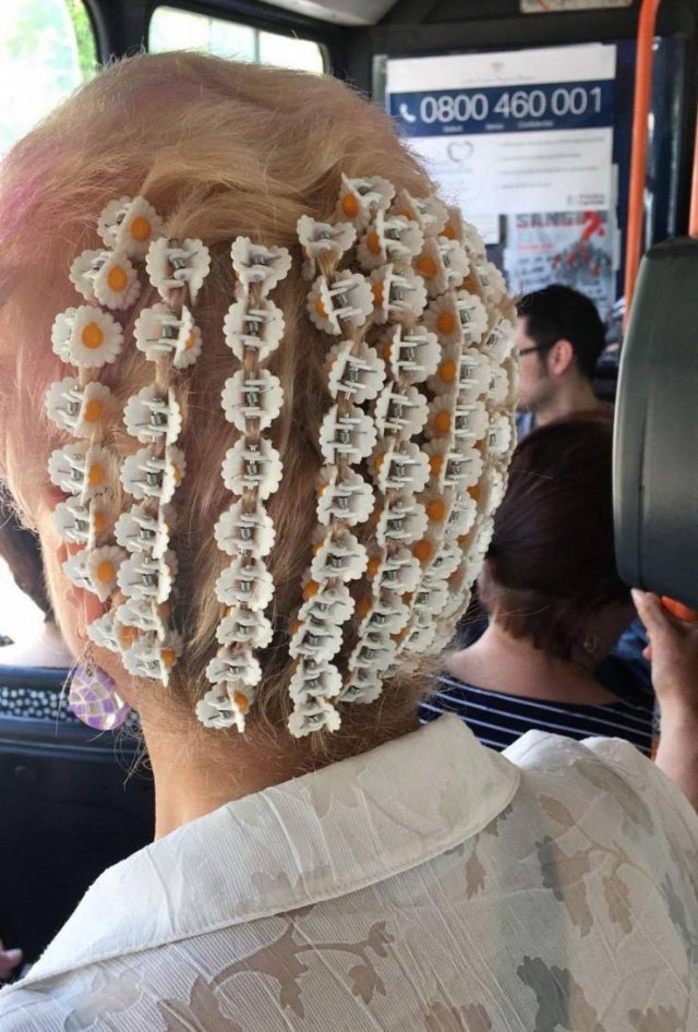 What Is Going On Here? (54 pics)