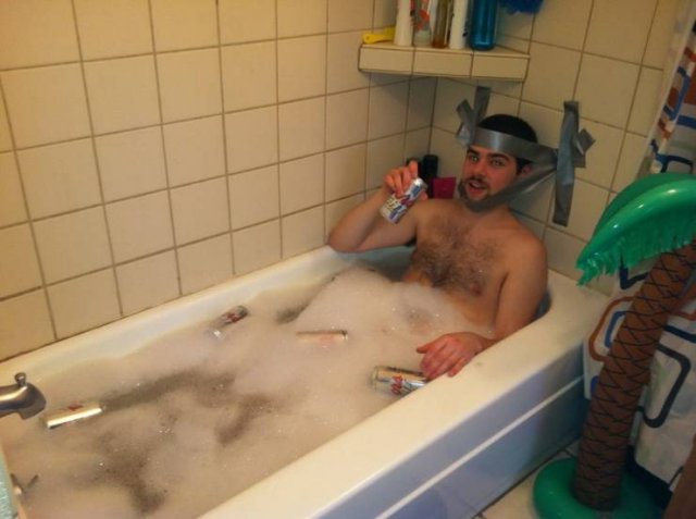 What Is Going On Here? (54 pics)