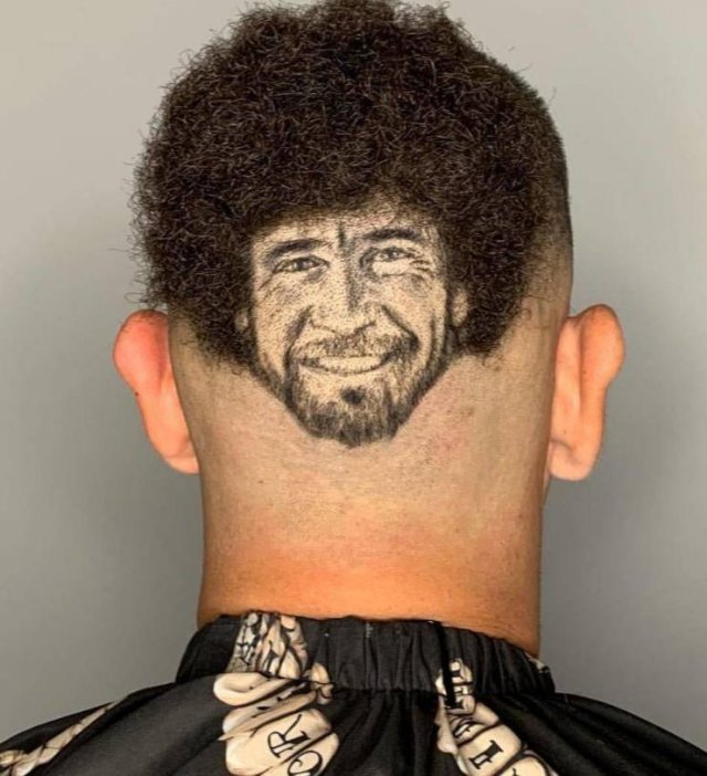 What Is Going On Here? (54 pics)