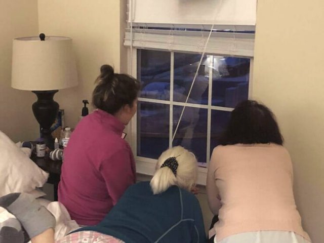 People Share Funny Moments With Their Relatives (25 pics)