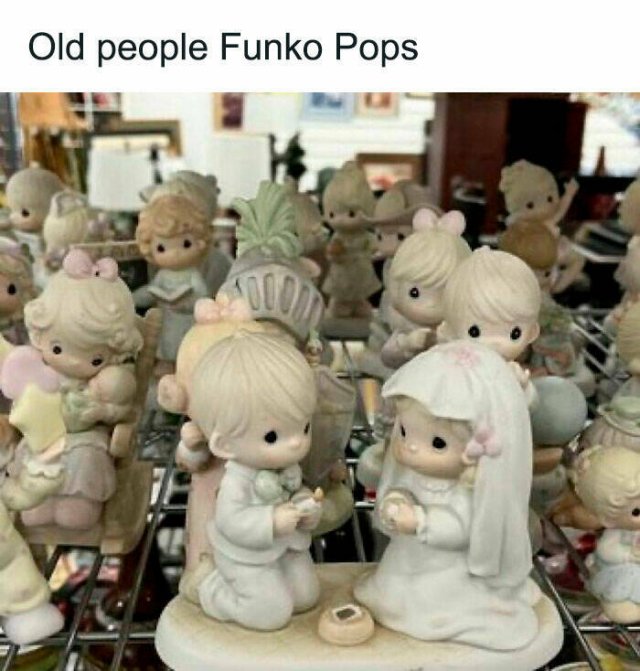 Finds In Thrift Shops And Jokes About It (24 pics)