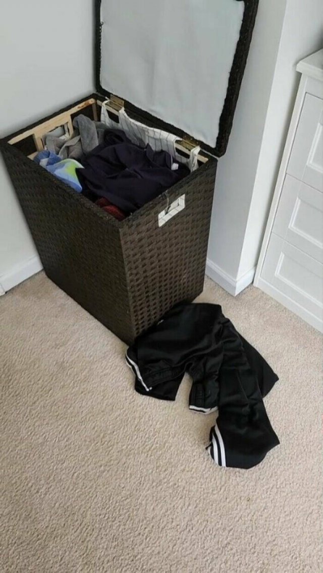 Annoying Habits Of Partners (28 pics)
