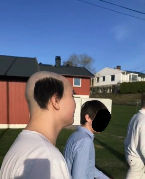 Terrible Haircuts (22 pics)