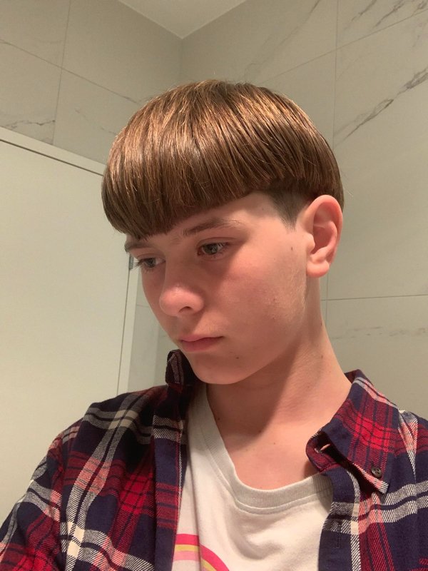 Terrible Haircuts (22 pics)