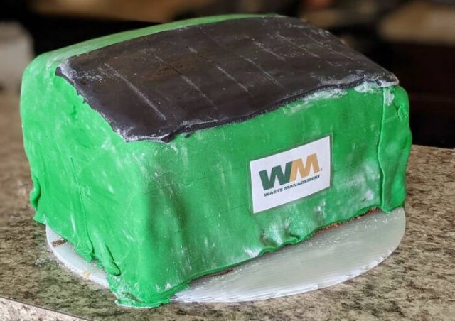Crazy Birthday Cakes (16 pics)