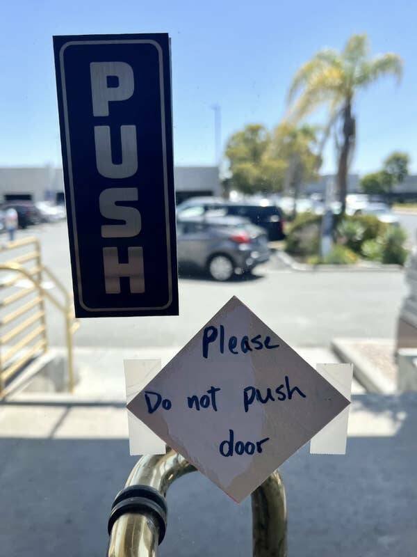 Failed And Funny Signs (17 pics)