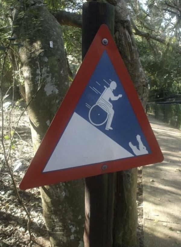 Failed And Funny Signs (17 pics)